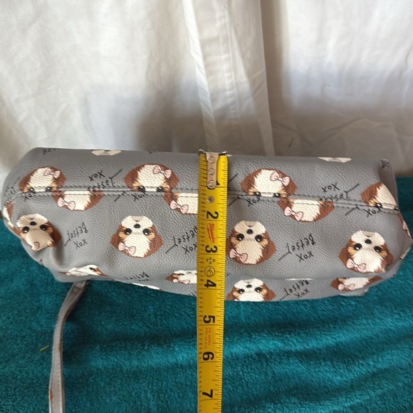 Betsey Johnson Large Wristlet Cosmetic Make-Up Bag Case Gray Dog Puppy VGUC - Picture 9 of 9